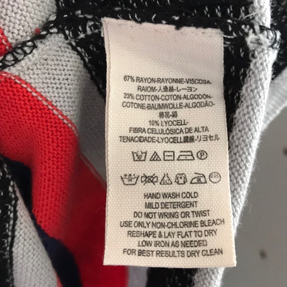 ⭐️HOST PICK⭐️FREE PEOPLE WhatAFlirt Sweater&Skirt - Picture 8 of 8